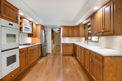 Tiny photo for 835 Timberline Drive, Glenview, IL 60025 (MLS # 12616091)