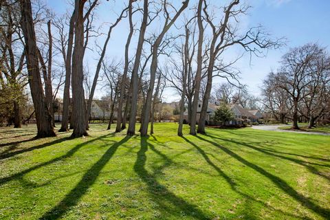 Tiny photo for 835 Timberline Drive, Glenview, IL 60025 (MLS # 12616091)