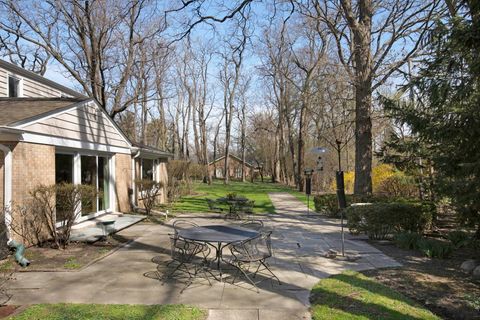 Tiny photo for 835 Timberline Drive, Glenview, IL 60025 (MLS # 12616091)