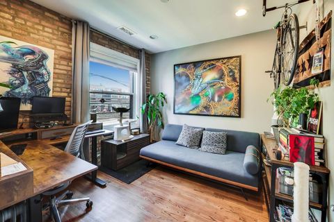 Tiny photo for 1378 N Wolcott Avenue #2B, Chicago, IL 60622 (MLS # 12680059)