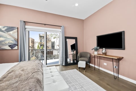 Tiny photo for 2046 W Rice Street #2, Chicago, IL 60622 (MLS # 12754105)