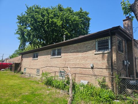 Tiny photo for 5303 S Winchester Avenue, Chicago, IL 60609 (MLS # 12650207)