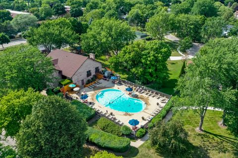 Tiny photo for 710 Saint Andrews Lane #20, Crystal Lake, IL 60014 (MLS # 12662328)