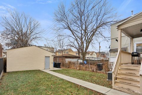 Tiny photo for 5925 W Iowa Street, Chicago, IL 60651 (MLS # 12611207)