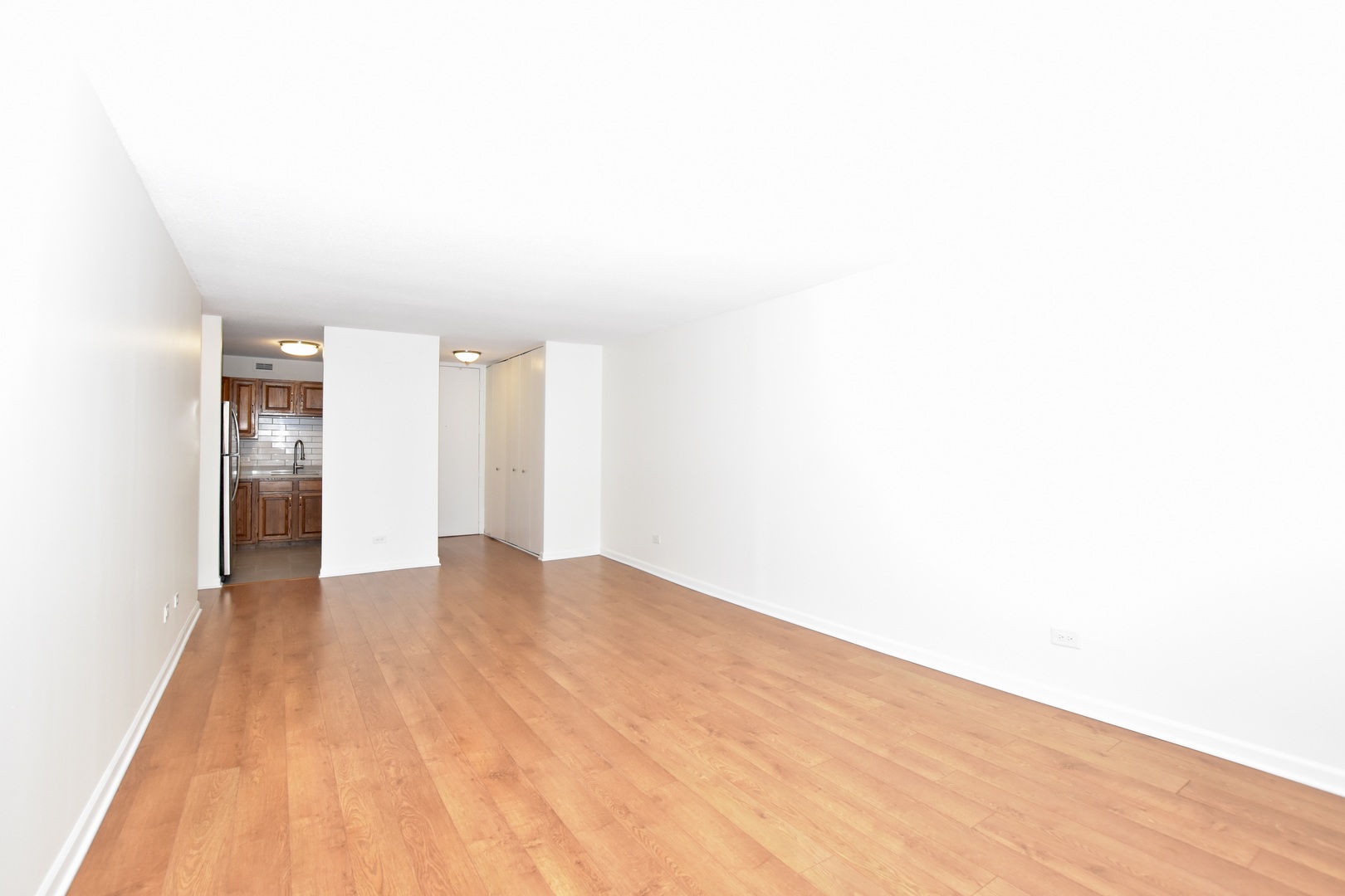 1340 N Dearborn Street 6A