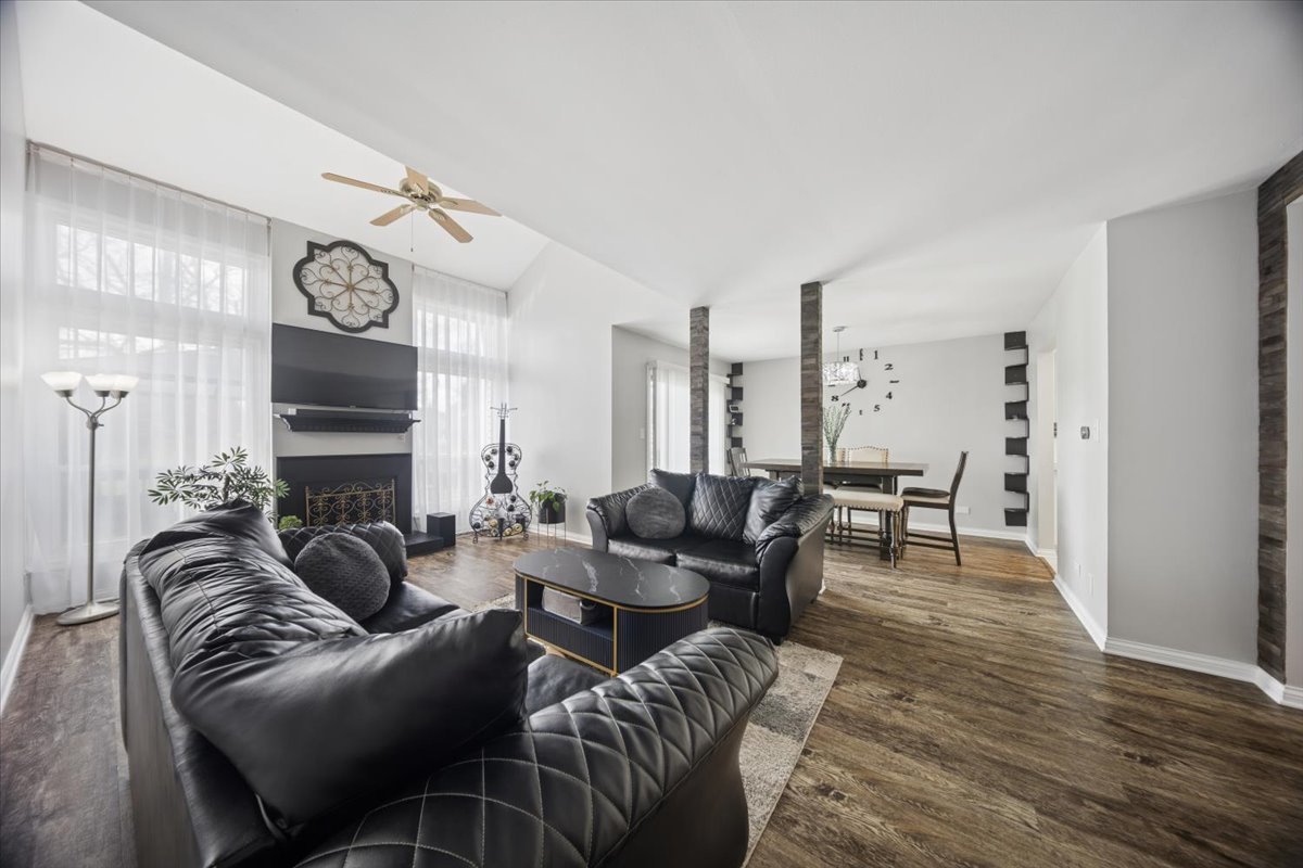 30W447 Fairway Drive