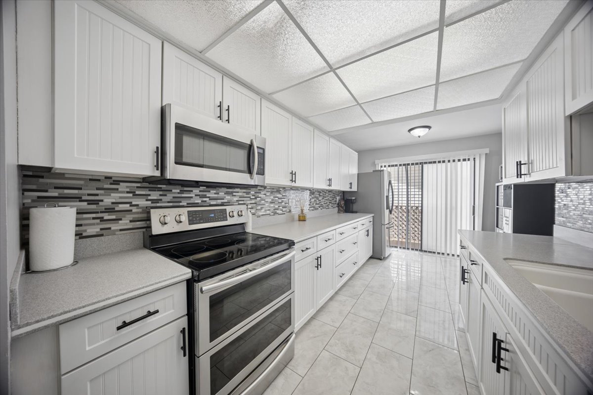 30W447 Fairway Drive