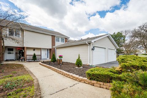 30W447 Fairway Drive Naperville IL 60563