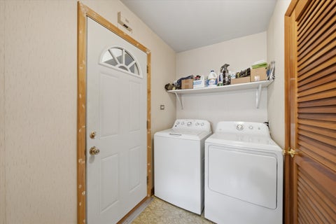 Tiny photo for 7048 W 72nd Place, Chicago, IL 60638 (MLS # 12702679)