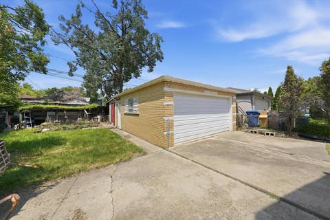 Tiny photo for 7048 W 72nd Place, Chicago, IL 60638 (MLS # 12702679)