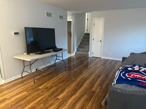 Tiny photo for 736 Tama Court, Carol Stream, IL 60188 (MLS # 12485249)
