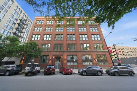 Photo of 331 S Peoria Street #107, Chicago, IL 60607 (MLS # 12736390)