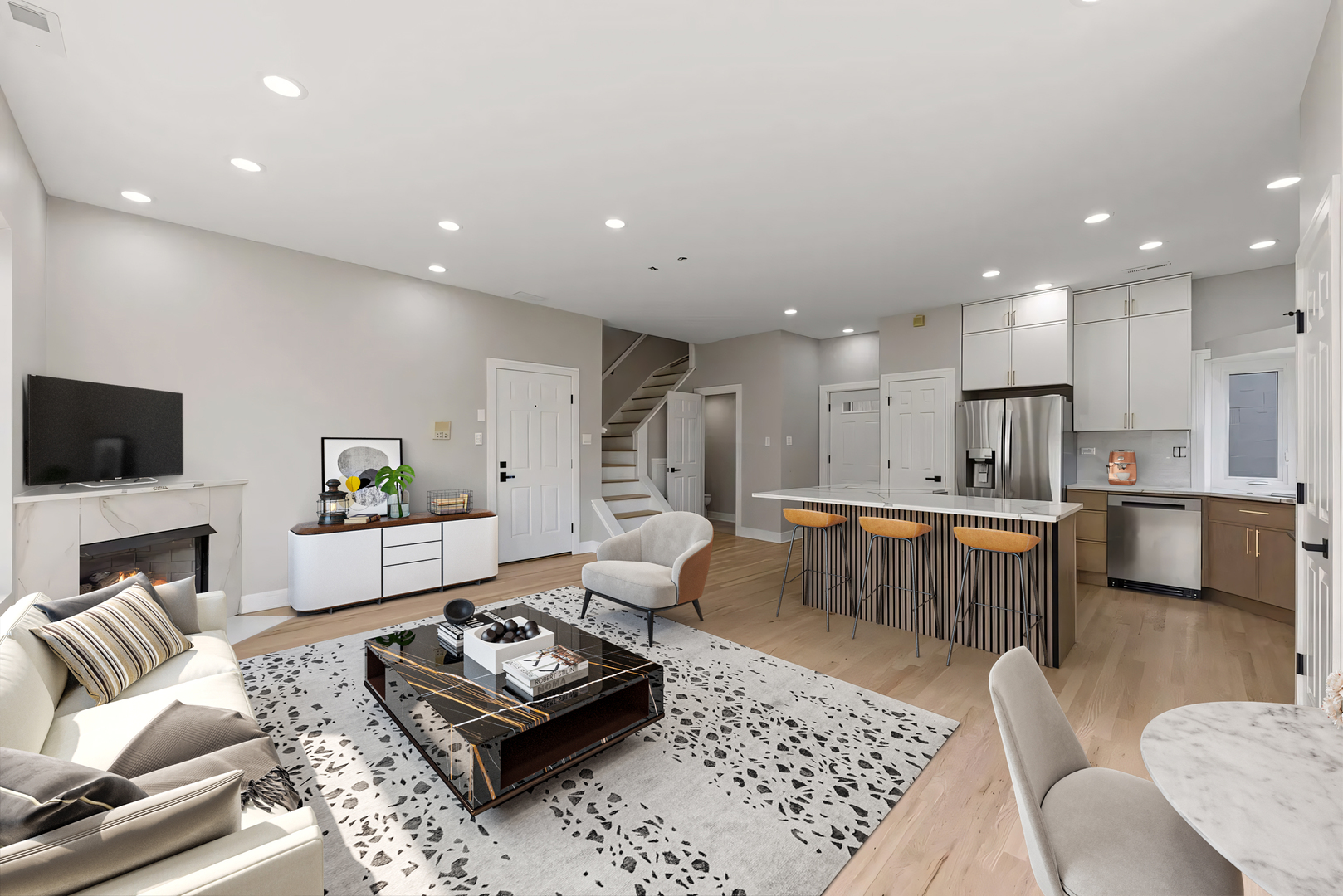 1016 N Marshfield Street 3