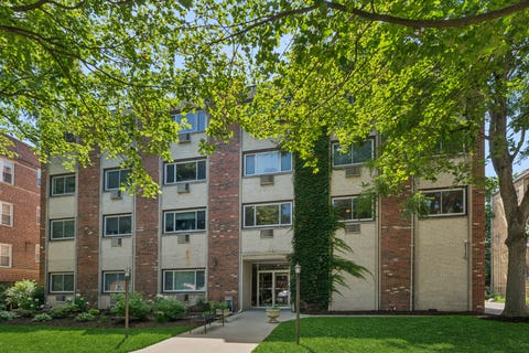 Photo of 1234 Elmwood Avenue #2F, Evanston, IL 60202 (MLS # 12728762)