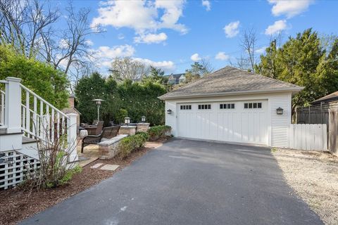 Tiny photo for Lake Forest, IL 60045 (MLS # 12529910)