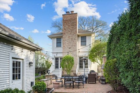 Tiny photo for Lake Forest, IL 60045 (MLS # 12529910)