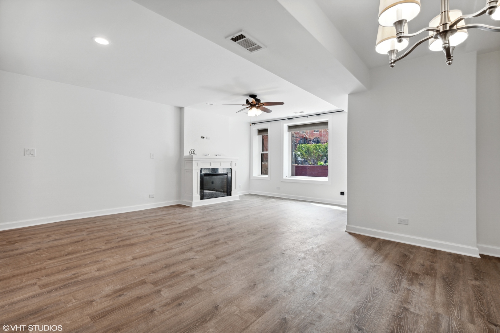 844 W Fullerton Avenue 1