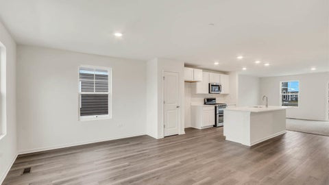 Tiny photo for 412 lakeshore Court, St. Charles, IL 60174 (MLS # 12760364)