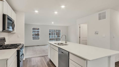 Tiny photo for 412 lakeshore Court, St. Charles, IL 60174 (MLS # 12760364)
