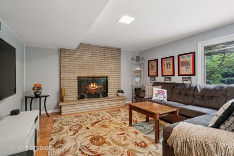 Tiny photo for 1239 Cambridge Court, Highland Park, IL 60035 (MLS # 12438954)