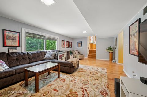 Tiny photo for 1239 Cambridge Court, Highland Park, IL 60035 (MLS # 12438954)