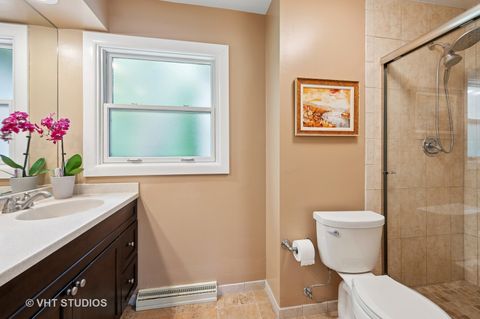 Tiny photo for 1239 Cambridge Court, Highland Park, IL 60035 (MLS # 12438954)