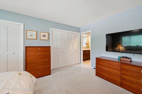 Tiny photo for 1239 Cambridge Court, Highland Park, IL 60035 (MLS # 12438954)
