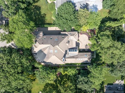 Tiny photo for 260 Beech Street, Highland Park, IL 60035 (MLS # 12586883)