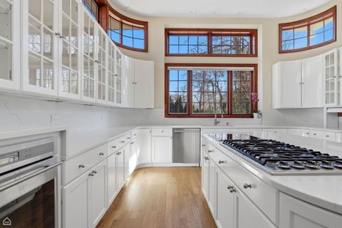 Tiny photo for 260 Beech Street, Highland Park, IL 60035 (MLS # 12586883)