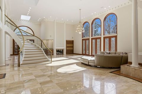 Tiny photo for 260 Beech Street, Highland Park, IL 60035 (MLS # 12586883)