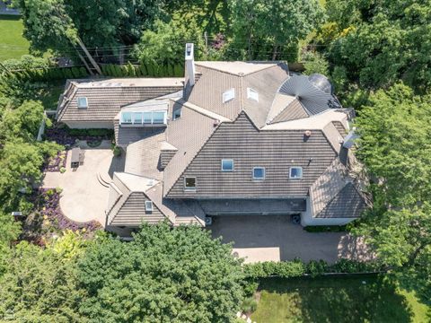 Tiny photo for 260 Beech Street, Highland Park, IL 60035 (MLS # 12586883)