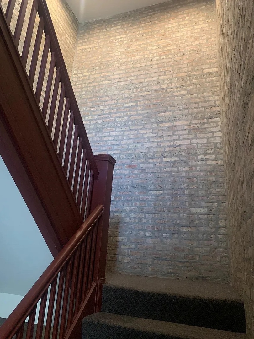 3253 W LAWRENCE Avenue 3D