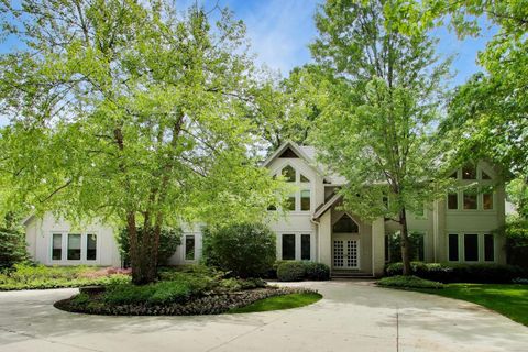 Photo of 2665 Sunset Trail, Riverwoods, IL 60015 (MLS # 12660046)