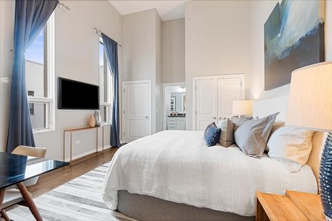Tiny photo for 2065 N Kedzie Avenue #327, Chicago, IL 60647 (MLS # 12680491)