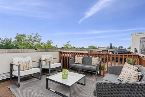Tiny photo for 2065 N Kedzie Avenue #327, Chicago, IL 60647 (MLS # 12680491)
