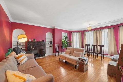 Tiny photo for 6926 S Paxton Avenue #1N, Chicago, IL 60649 (MLS # 12581313)