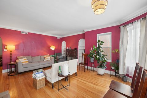 Tiny photo for 6926 S Paxton Avenue #1N, Chicago, IL 60649 (MLS # 12581313)