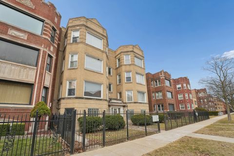 Tiny photo for 6926 S Paxton Avenue #1N, Chicago, IL 60649 (MLS # 12581313)