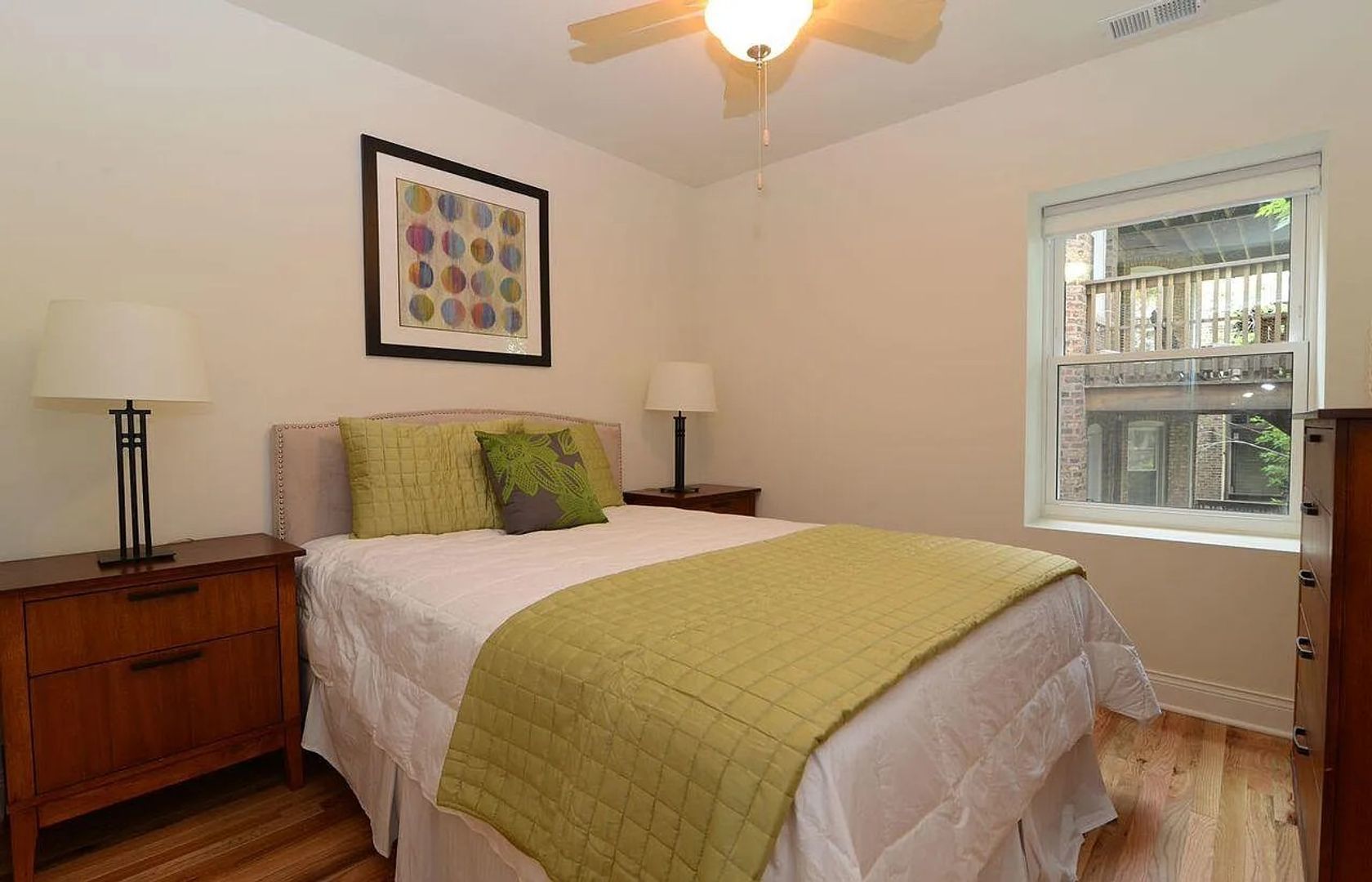 4520 N Beacon Street 401