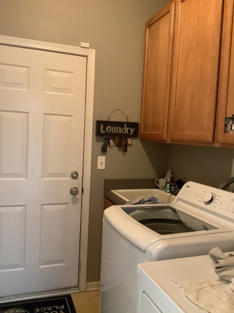 Tiny photo for 2921 Kelly Drive, Elgin, IL 60124 (MLS # 12758894)