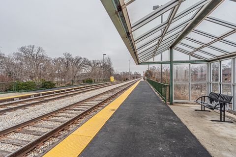 Tiny photo for 7010 W 110th Street #6, Worth, IL 60482 (MLS # 12537593)