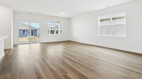 Tiny photo for 2513 Skye Drive, Pingree Grove, IL 60140 (MLS # 12601269)