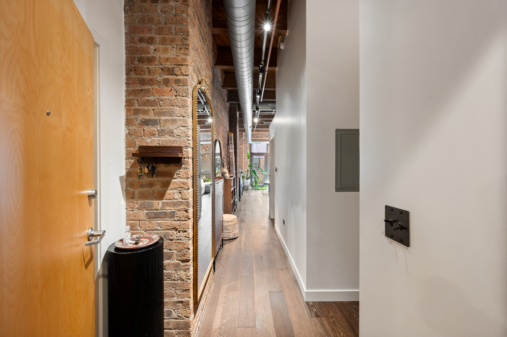 1040 W Adams Street 347