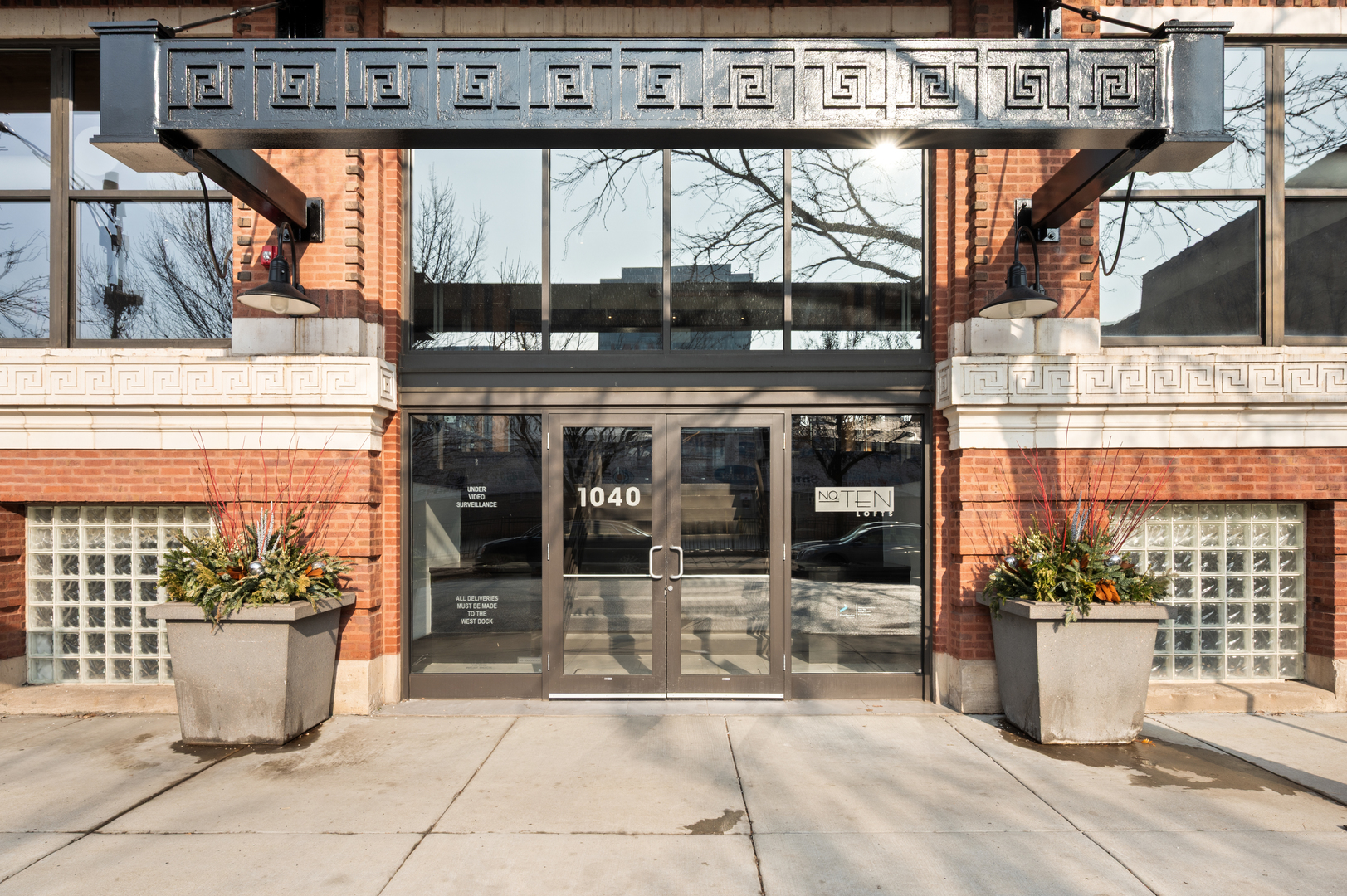 1040 W Adams Street 347