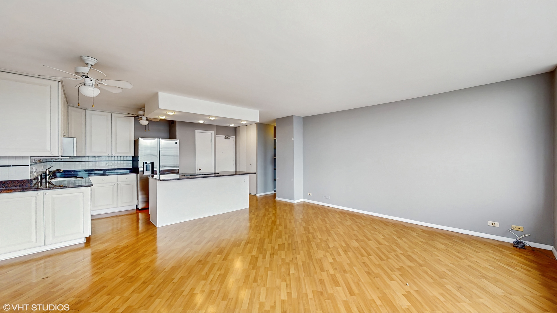 1360 N Sandburg Terrace 2605C