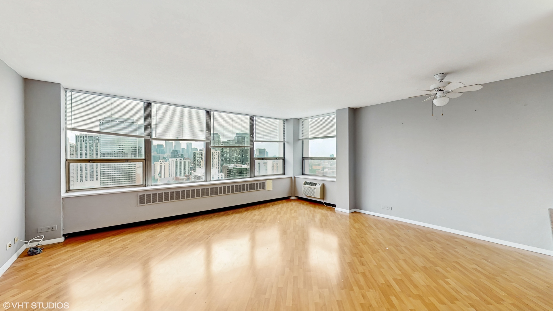 1360 N Sandburg Terrace 2605C