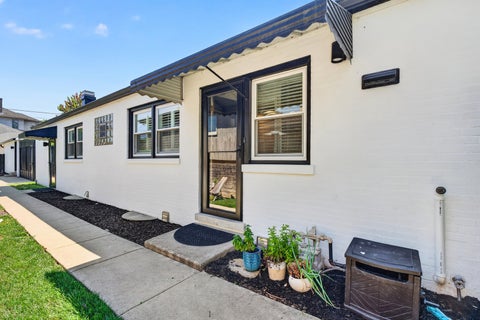 Tiny photo for 1050 Cedar Street, Park Ridge, IL 60068 (MLS # 12719296)