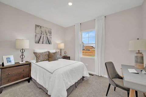 Tiny photo for 308 Astor Court, Elgin, IL 60124 (MLS # 12475727)