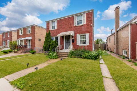 Tiny photo for 3544 W 63RD Place, Chicago, IL 60629 (MLS # 12725435)