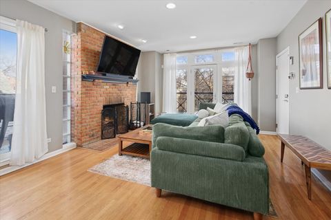 Tiny photo for 1020 N MOZART Street #2, Chicago, IL 60622 (MLS # 12619811)